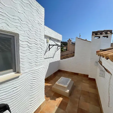 Costa Hispania 230 *